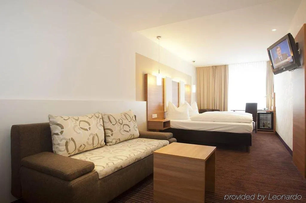 Hotel Cristal Munich