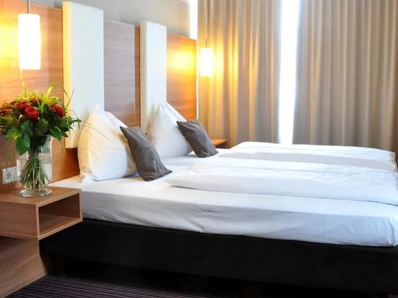 Hotel Cristal Mnichov 4*,